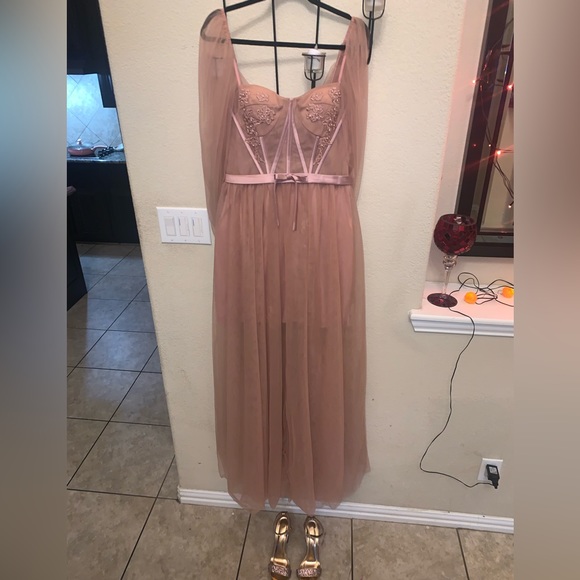 Tulle ball gown - Picture 5 of 5